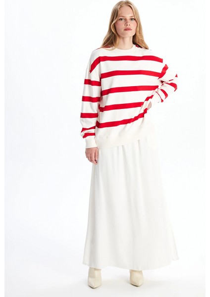 Lcw Vision Kırmızı Bisiklet Yaka Çizgili Oversize Kadın Sweatshirt fiyatları