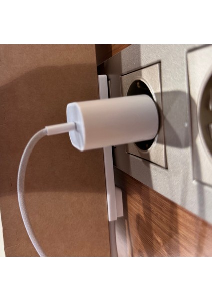 4’lü Uzatma Kablosu 3m-Ince Fiş, Dar Alan Uyumlu modelleri