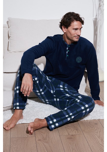 Regular Fit Bisiklet Yaka Kışlık Yumuşak Dokulu Polar Pijama Takımı Erkek Pijama Takımı 6096100