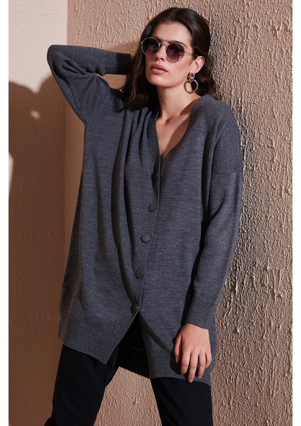 V Yaka Düğmeli Triko Hırka Bayan Hırka 4616031