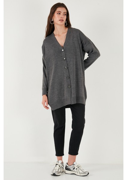 V Yaka Düğmeli Triko Hırka Bayan Hırka 4616031 modelleri