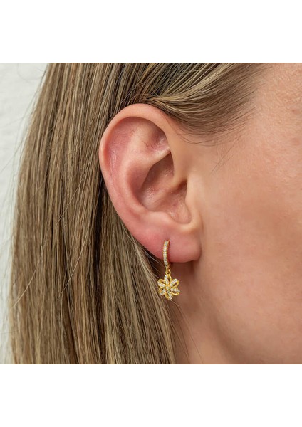 Gümüş Sallantılı Gold Çiçek Kadın Küpe fiyatları