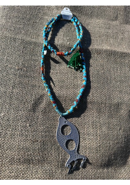 Tarz Balık Figürlü Kolye