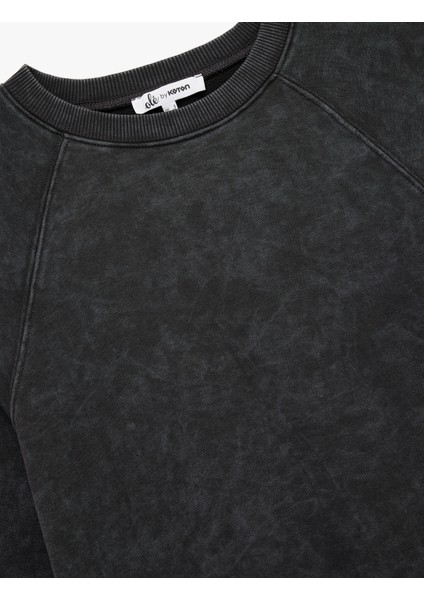 Uzun Kollu Bisiklet Yaka Yıkamalı Şardonlu Sweatshirt modelleri