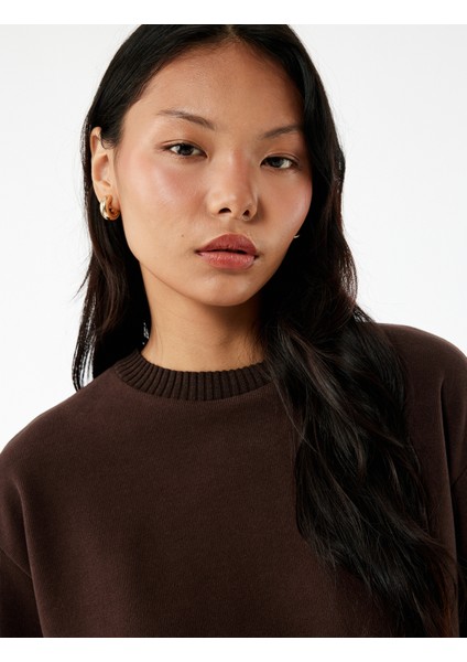 Rahat Kalıp Uzun Kollu Bisiklet Yaka Tişört