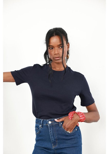 Lacivert Bisiklet Yaka Basic Tişört 1075 modelleri