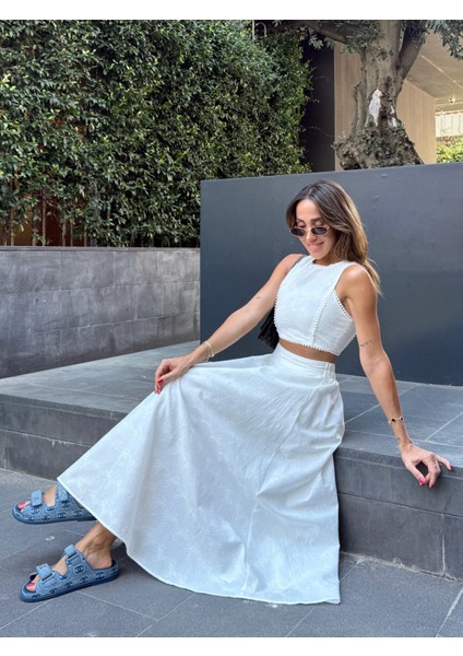 Kadın Fisto Etek Büstiyer Beyaz Takım modelleri