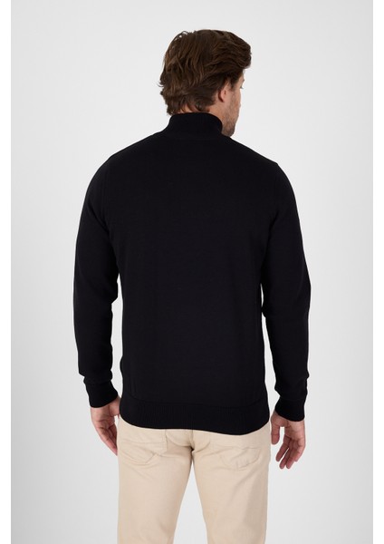 Siyah Pamuk Yarım Fermuarlı Dik Yaka Triko Kazak indirimleri