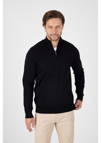 Siyah Pamuk Yarım Fermuarlı Dik Yaka Triko Kazak