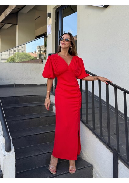 Kadın Drapeli Yırtmaçlı Balon Kol Kırmızı Elbise modelleri