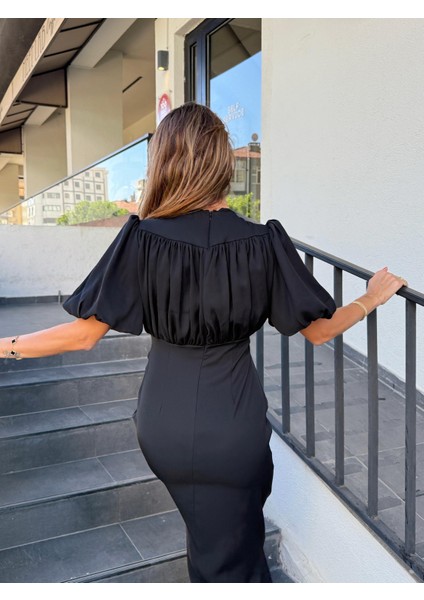 Kadın Drapeli Yırtmaçlı Balon Kol Siyah Elbise fırsatları