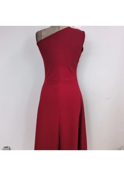 Kadın Tek Omuzu Açık Omuzlardan Kurdela Detaylı Çift Renkli Ithal Krep Elbise indirimleri