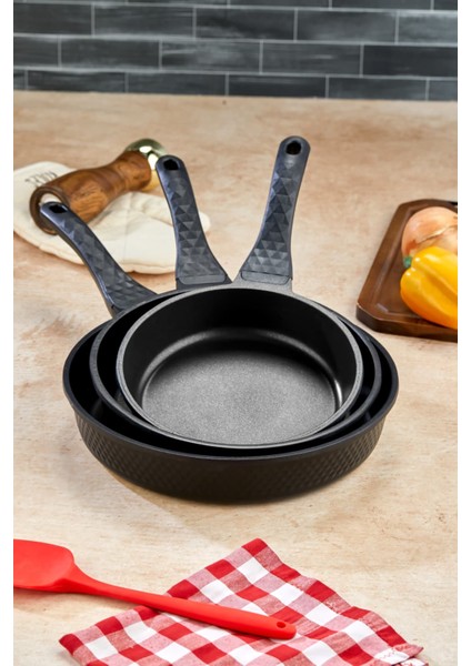 Zena 3lü Titanyum Tava Seti Siyah fiyatları