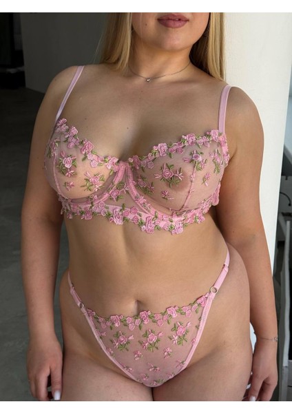 Büyük Beden Dantel Brode Desteksiz Sütyen Takımı