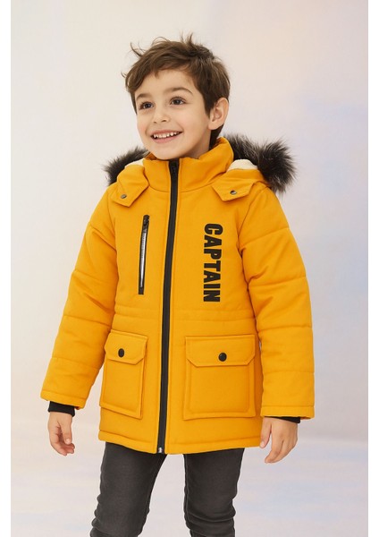 Captain Nakışlı Kürklü Kapüşonlu Erkek Çocuk Safran Sarı Şişme Mont