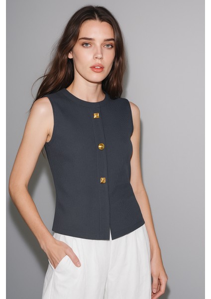 Bisiklet Yaka Düğme Detaylı Dokuma Bluz fiyatları