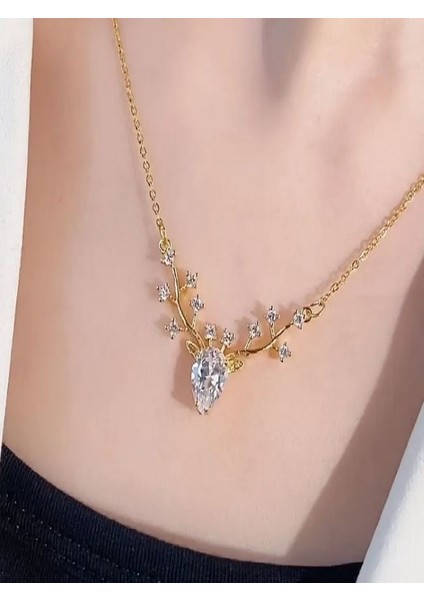 Geyik Boynuzu Detaylı Taşlı Kolye
