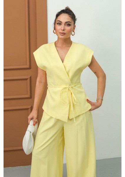 Kadın Ikili Alt Üst Takım Bağcıklı Bol Kesim Dökümlü Yazlık Kısa Kollu Kimono Ceket Palazzo Pantolon indirimleri