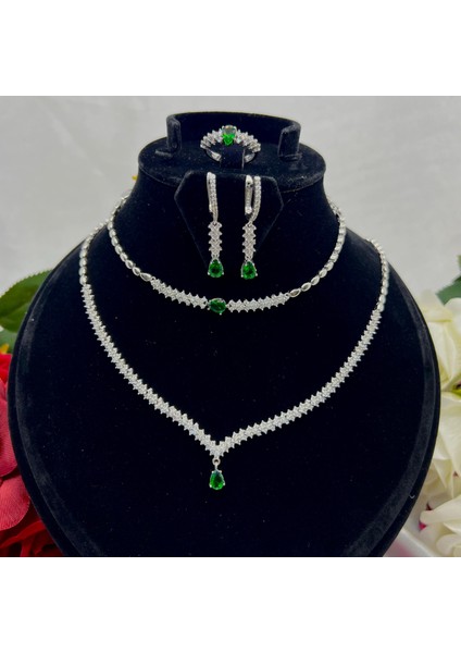 Zümrüt Yeşili Damla Taşlı Gelin Nişan 4'lü Takı Seti 925 Ayar Gümüş