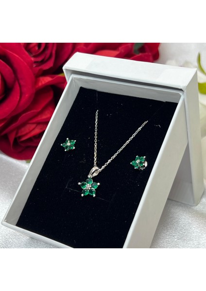 Zümrüt Yeşili Çiçeği Kadın 2'li Set 925 Ayar Gümüş Rodyumlu Zirkon Taşlı