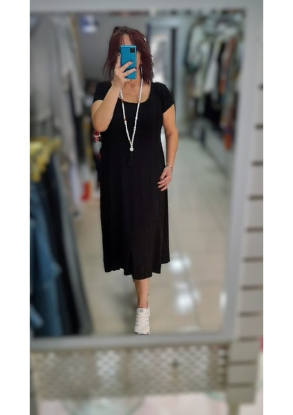 Pamuklu Kısa Kollu Elbise