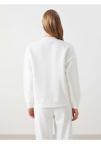 Lcw Vision Ekru Kolej Yaka Oversize Kadın Fermuarlı Sweatshirt fırsatları