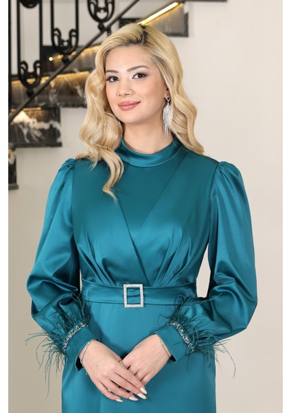 Lara Tesettür Saten Abiye Elbise Taşlı, Gloplu ve Tüy Detaylı modelleri