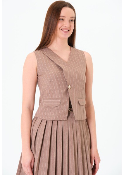 3 Metal Düğmeli Yelek Kahverengi modelleri