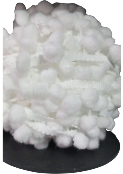 Sıralı Ponpon 1 Metre Beyaz