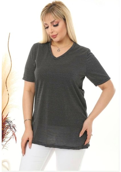 Kadın Büyük Beden V Yaka Simli Çizgili Viskon Tshırt