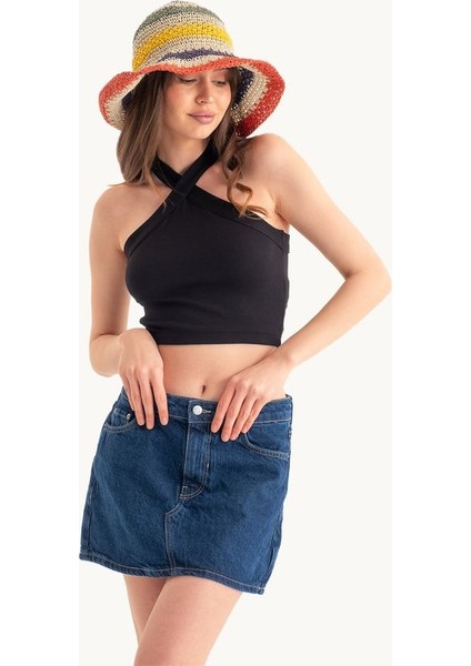 Kadın Askılı Boyun Çapraz Ön Crop Top Natural modelleri