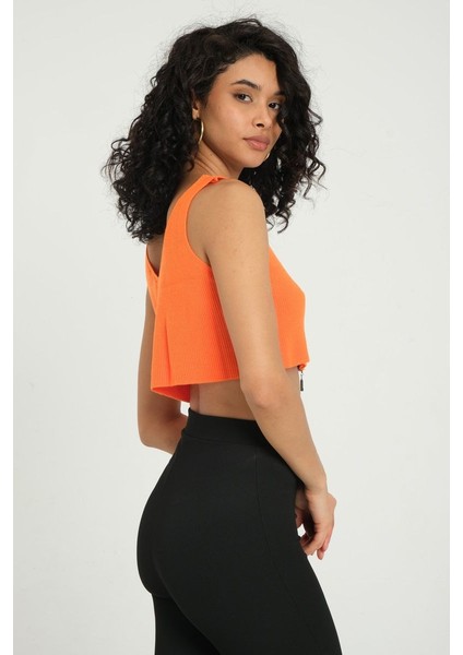 Kadın V Yaka Örme Nervürlü Fermuarlı Crop Top Turuncu modelleri