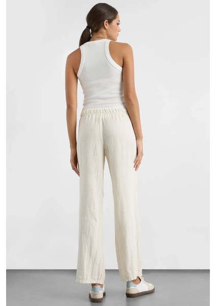 Kadın Lastikli Bel Düz Bacak Pantolon White fırsatları
