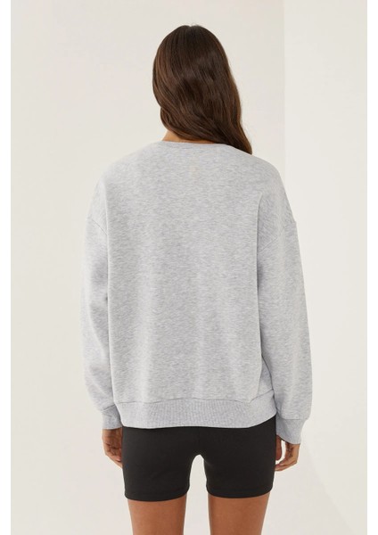 Kadın Baskılı Bisiklet Yaka Sweatshirt Grey