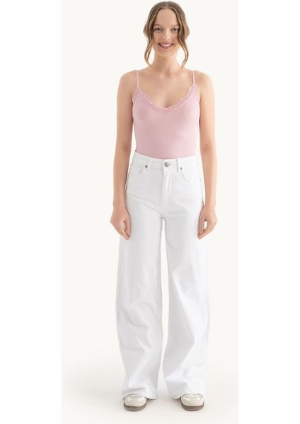 Kadın Dantel Detaylı V Yaka Kırpılmış Tank Top Pink fiyatları