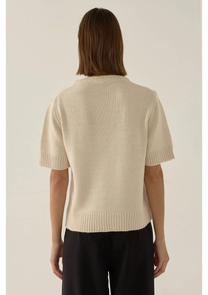 Kadın Kısa Kollu V-Yaka Örgü Kazak Natural indirimleri