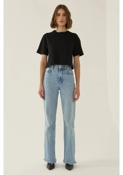 Kadın Basic Bisiklet Yaka Kısa T-Shirt Black fırsatları