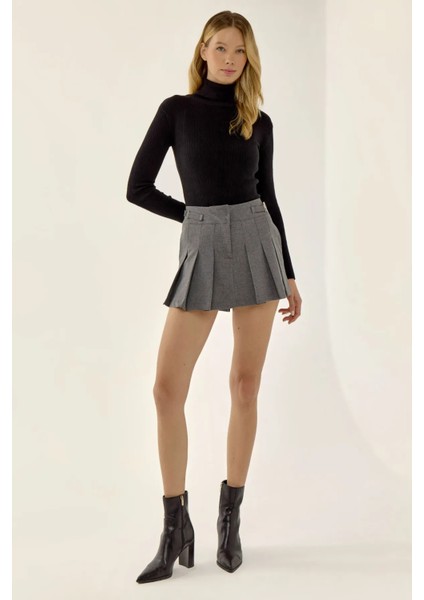 Kadın Toka Detaylı Pileli Mini Etek Grey