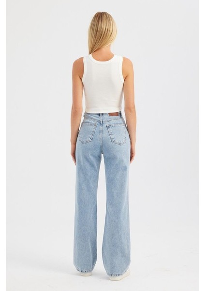 Kadın Sütyen Kesimiyle Süslü Pamuk Crop Top White indirimleri