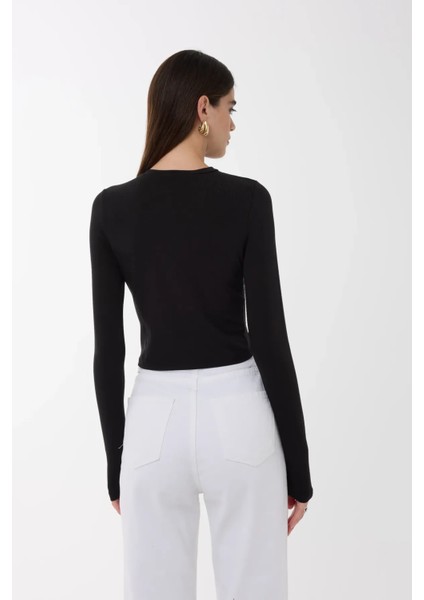 Kadın Dar Kesim Bisiklet Yaka Uzun Kollu Üst Siyah indirimleri