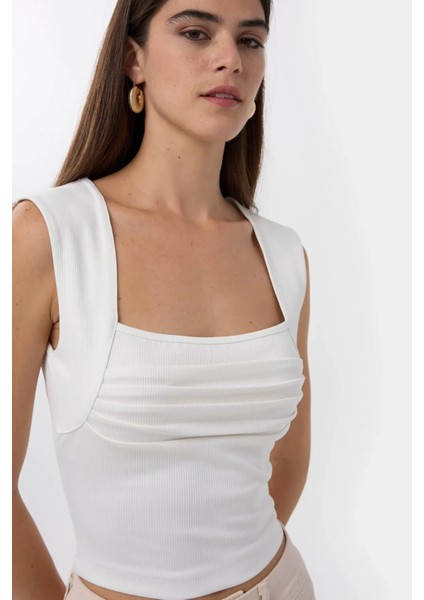 Kadın Drape Kare Yaka Bluz Beyaz fiyatları