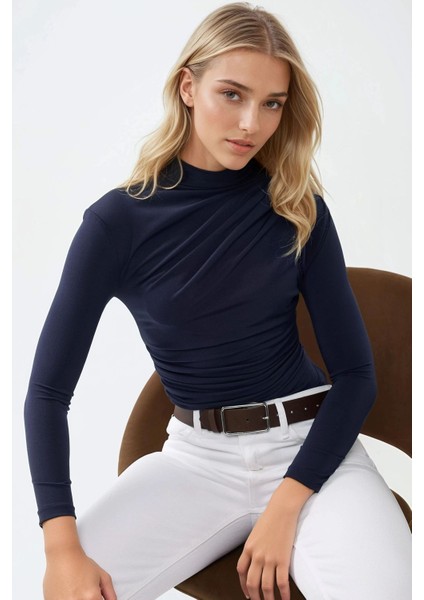 Kadın Dik Yaka Büzgü Detaylı Sandy Bluz Blue fiyatları