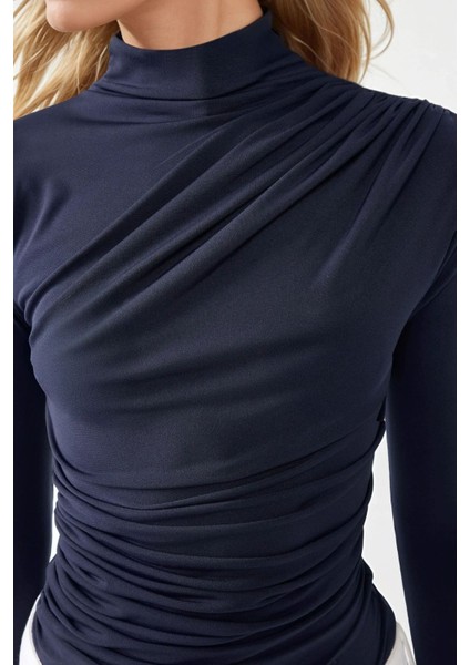 Kadın Dik Yaka Büzgü Detaylı Sandy Bluz Blue modelleri