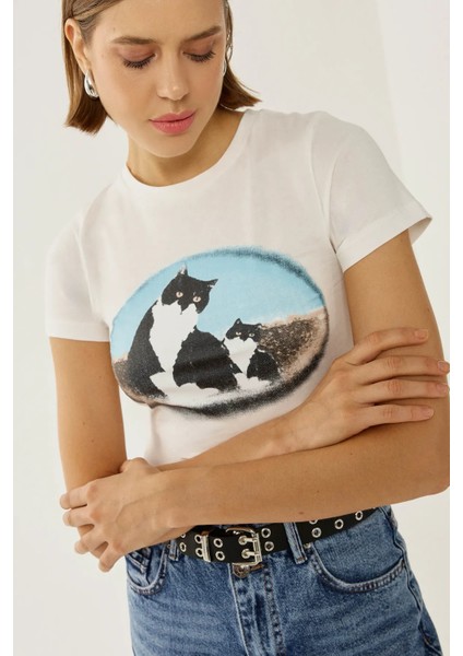 Kadın Baskılı Pamuklu Crop Tişört White