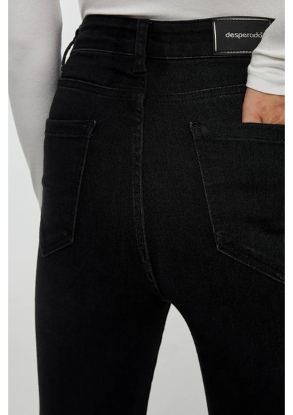 Kadın Flare Fit Jean Siyah fırsatları