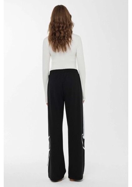 Kadın Kalp Detaylı Pantolon Black