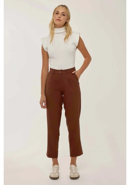 Kadın Yüksek Bel Pileli Boru Paça Pantolon Kestane Kahvesi