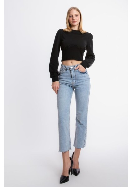 Kadın Yuvarlak Yaka Detaylı Uzun Kollu Kırpılmış Üst Siyah