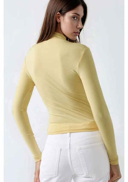 Kadın Dik Yaka Büzgü Detaylı Sandy Bluz Yellow indirimleri
