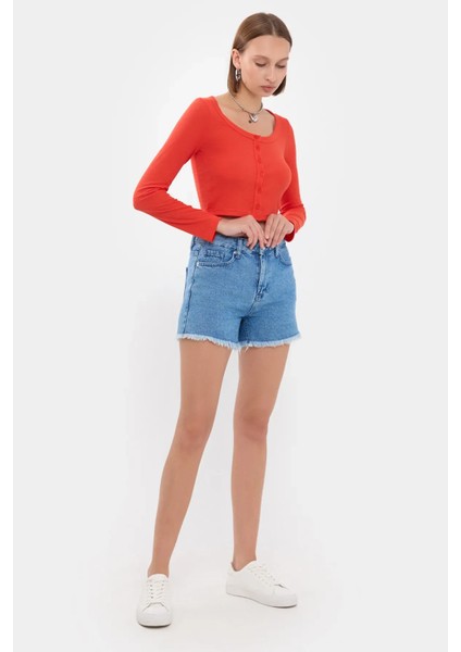 Kadın Düğme Detaylı Yuvarlak Yaka Dokuma Üst Red